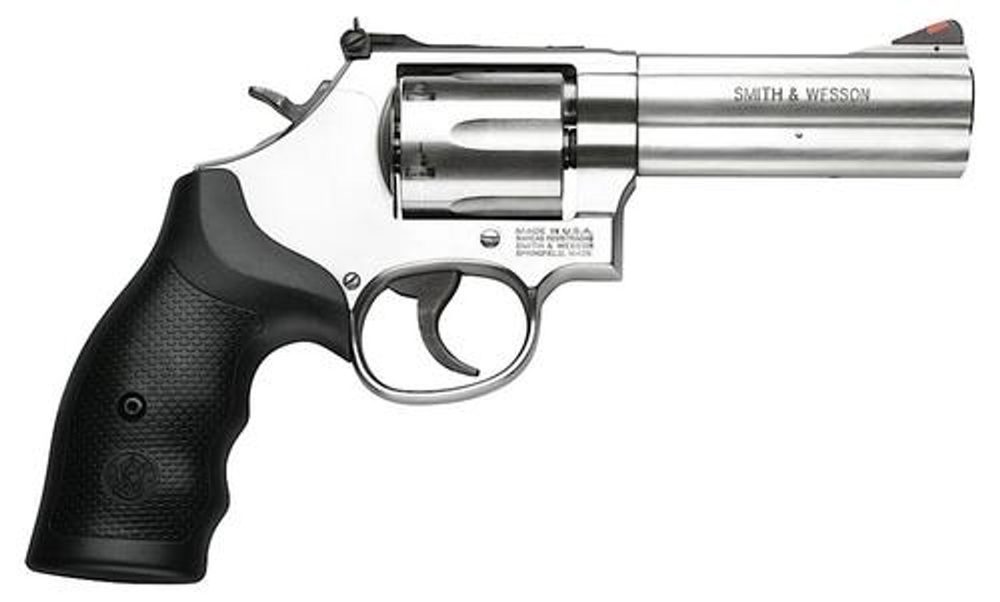 Smith & Wesson 686 Distinguished Combat 357 Mag, 4″ Barrel, SS, White Outline/Red Ramp Sights Smith & Wesson